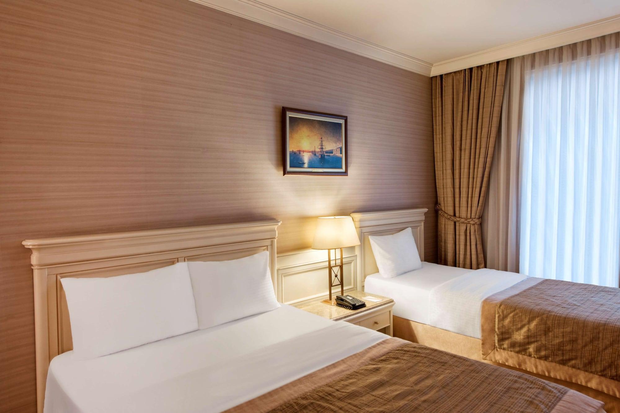 Elite World Comfy Istanbul Taksim Hotel Exterior foto