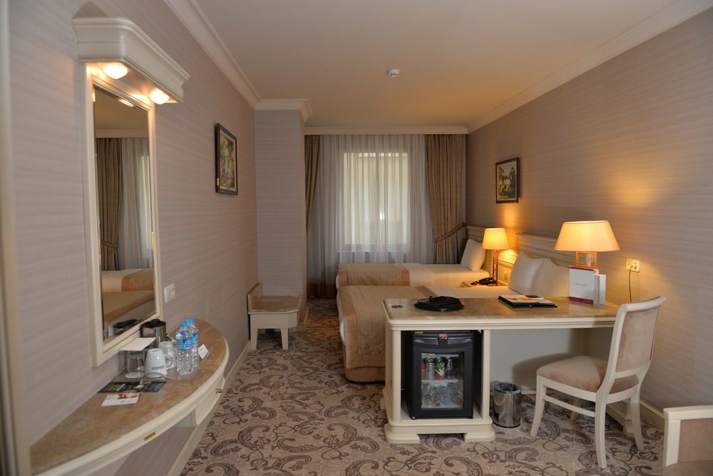 Elite World Comfy Istanbul Taksim Hotel Exterior foto